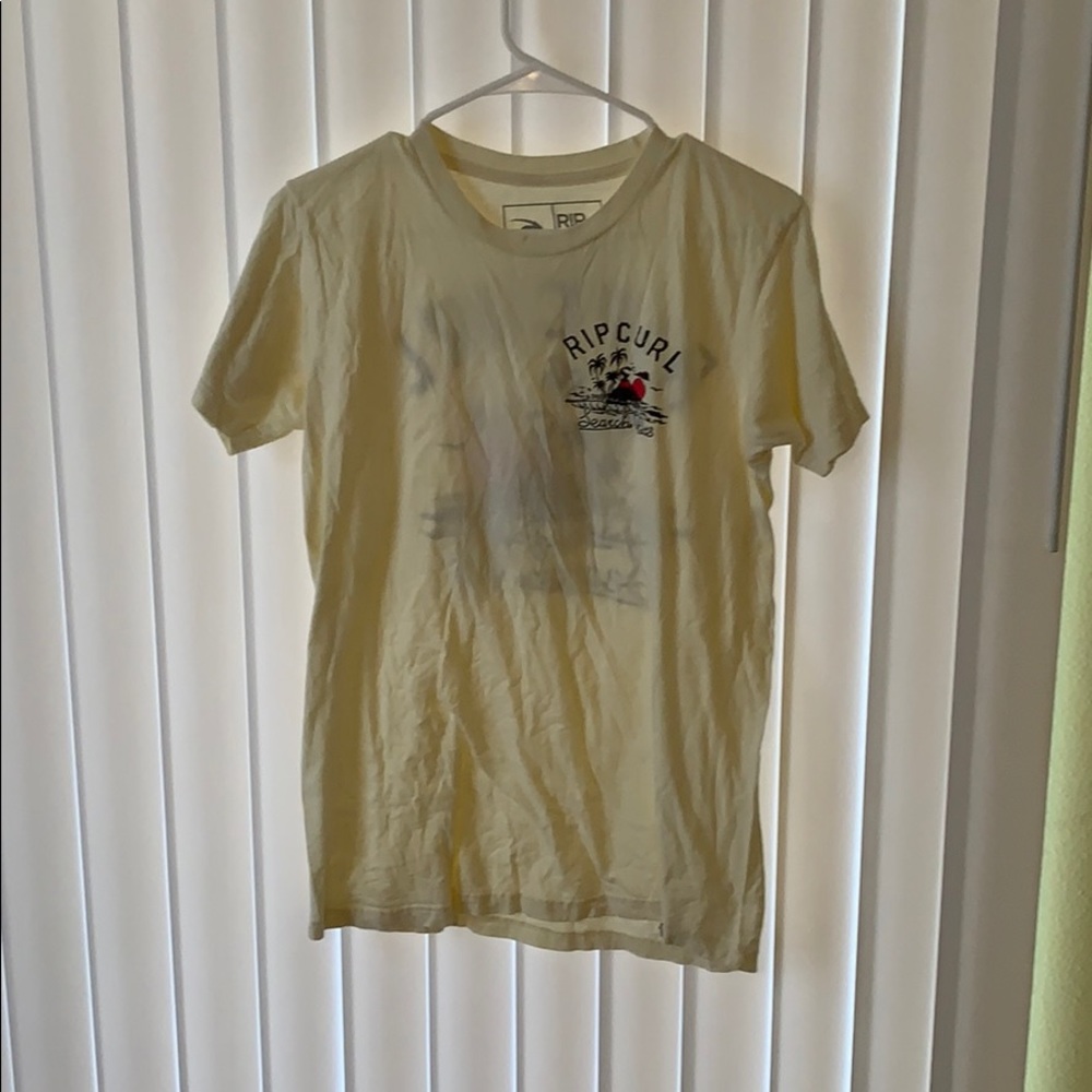 Rip curl T-shirt medium